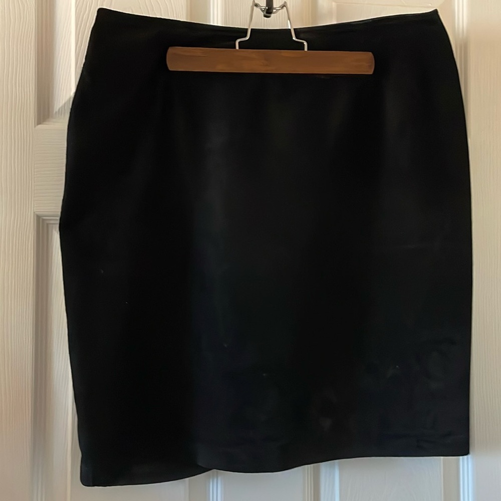 Danier vintage suede skirt black leather